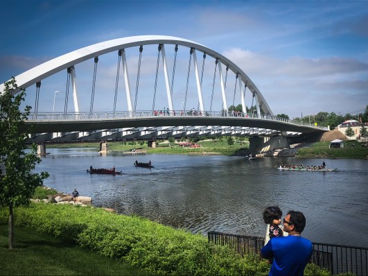 C7FFA393-E44F-4B81-885F-FC3AC34B55FF