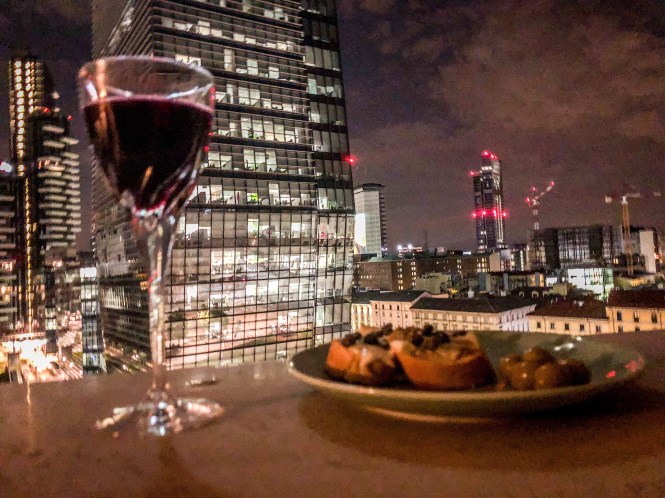 05B01033-6D5C-4240-BAF6-87A499464A24