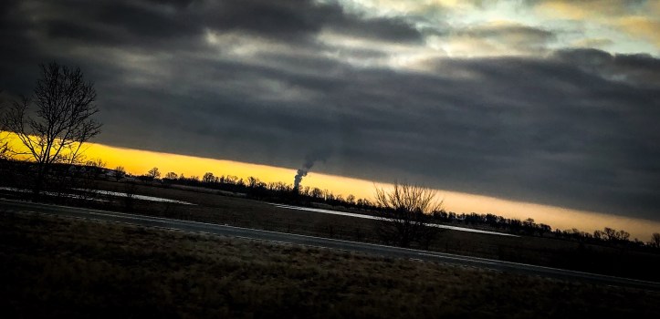 24004031-3CF4-476E-BD22-0174DE9ADFC2